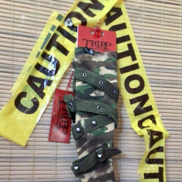 Tripp nyc Accessories - 🥀TRIPP NWT Unisex camo sleeve/arm warmer rugged